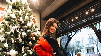 H Βίκυ Φωτιάδου βρήκε το τέλειο Wrangler outfit στα πολυκαταστήματα notos