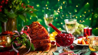 Πώς να μην πάρω κιλά στις γιορτές; Οι 10 αλάνθαστες τεχνικές