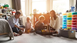 Ανάλυσέ Το | Αυτά είναι τα κατάλληλα παιχνίδια για την κάθε ηλικία