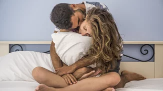 Πώς θα τονώσεις το σεξ σε μία μακροχρόνια σχέση