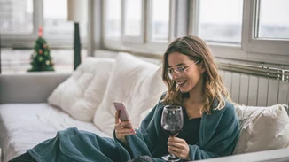 Φαντάζεσαι πώς συνδέεται η δύναμη του κρασιού με την αντιγήρανση;