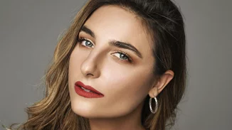 Lips to be kissed: Πώς θα πετύχεις το απόλυτο sexy μακιγιάζ όπως της Βασιλικής Ρούσσου