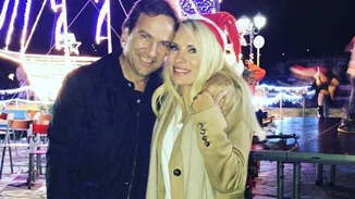 Ελένη Μενεγάκη | Στην Άνδρο στην αγκαλιά του Μάκη Παντζόπολου!