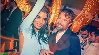 Ο Κωστής Μαραβέγιας έχει γενέθλια και η Τόνια μάς χάρισε την πιο γλυκιά φωτογραφία τους