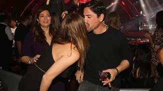 Γενέθλια Δέσποινας Καμπούρη | Τα φιλιά με τον σύζυγό της, η ηλικία της & η τούρτα που θα λατρέψεις (αν είσαι καλή νοικοκυρά)