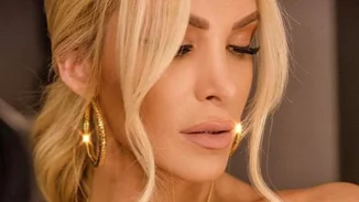 UPDATE: Η Κατερίνα Καινούργιου ΔΕΝ έβαψε τα μαλλιά της ροζ!