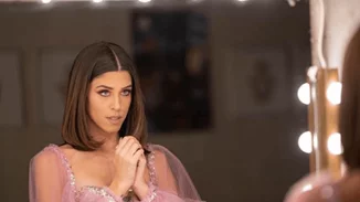 DEMY | Το stylish look της με τα παπούτσια των ονείρων μας