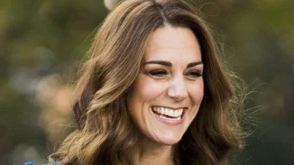 Kate Middleton | 7 + 1 φορές που αντέγραψε το look της πριγκίπισσας Diana