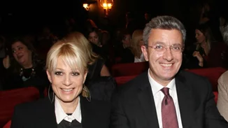 Νίκος Χατζηνικολάου | H σπάνια φωτογραφία με τα τέσσερα παιδιά του στις διακοπές (pic)