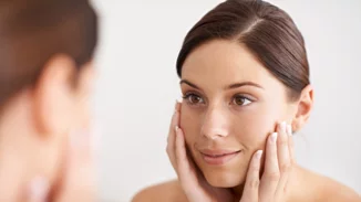 Πώς να εξαφανίσεις τις ρυτίδες με φυσικό τρόπο: Η δική μας πρόταση