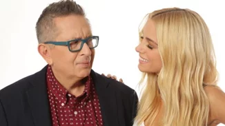 Η ελληνική showbiz αποχαιρετά τον Θέμο Αναστασιάδη! Τα συγκινητικά λόγια στα social media