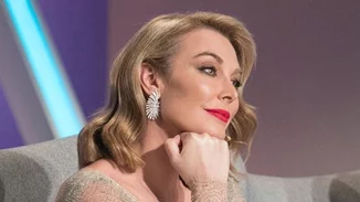 Η Mango φούστα της Τατιάνας Στεφανίδου κοστίζει ελάχιστα