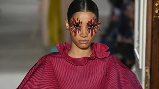 Οι πιο δυνατές τάσεις στο μακιγιάζ την άνοιξη καλοκαίρι 2019 που είδαμε στα Couture Shows SS19 στο Παρίσι