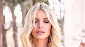 Κατερίνα Καινούργιου | Ας δούμε λίγο τα posts της για την γιορτή του Αγίου Βαλεντίνου