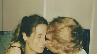 Ο διάσημος τραγουδιστής παντρεύτηκε κρυφά την αγαπημένη του!