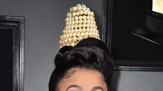 Εσύ έχεις δει την Cardi B χωρίς ίχνος μακιγιάζ | And we like it like that