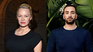 Pamela Anderson | Το δημόσιο μήνυμά της στον Νίκο Κοκλώνη