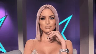 Αλεξάνδρα Παναγιώταρου | Νέα έξοδος, με μακριά μαλλιά (αλά Kylie Jenner)