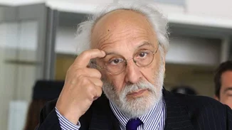 Αλέξανδρος Λυκουρέζος | Δείτε τον σε έξοδο με τη μεγαλύτερη κόρη του Μαρίνα!