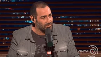 Αντώνης Κανάκης | Η γλυκιά αφιέρωση στη μαμά του on air