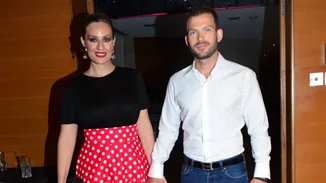 Σταμάτα ό,τι κάνεις | Η Ελεονώρα Μελετή μοιράστηκε την πιο hot φωτογραφία με τον σύζυγό της με αφορμή τον Βαλεντίνο