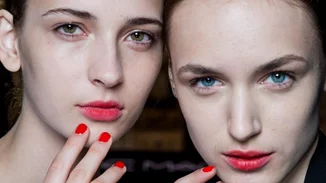 Το ιδανικό σχήμα νυχιών που κάνει τα δάχτυλα να φαίνονται πιο λεπτά