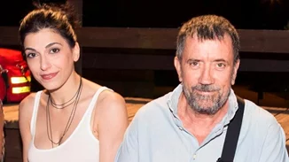 Η Νικολέτα Κοτσαηλίδου βγήκε ραντεβού με τον σύντροφό της Σπύρο Παπαδόπουλο (Πρέπει να δεις πώς τον κοιτάει)