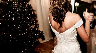 Τραγούδια γάμου | Τα 10 ωραιότερα τραγούδια για να χορέψεις με τον μπαμπά σου