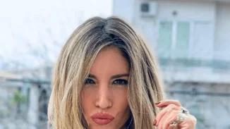 Η Αθηνά Οικονομάκου μιλάει για πρώτη φορά για τον κρυφό της γάμο