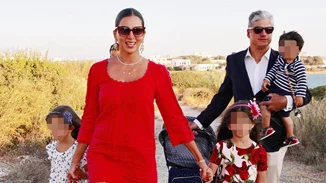 Σταματίνα Τσιμτσιλή - Θέμης Σοφός | Φωτογραφίες από το minimal σπίτι της οικογένειας