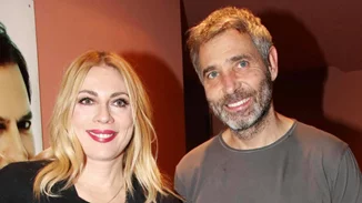 Σμαράγδα Καρύδη - Θοδωρής Αθερίδης | Το σπίτι τους, που χωρίς Γιάννη προκοπή δεν κάνει (Δες φωτογραφίες και θα καταλάβεις!)