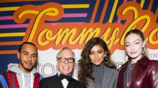 Tommy X Zendaya | To εντυπωσιακό front row στo fashion show στο Παρίσι
