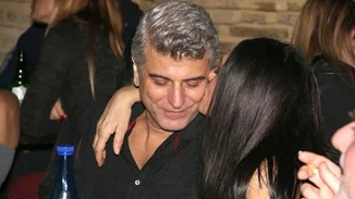 Βλαδίμηρος Κυριακίδης - Έφη Μουρίκη | Σπάνια βραδινή έξοδος για το ζευγάρι που είναι μαζί σχεδόν 30 χρόνια