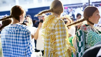 Μόνο στο Missbloom.gr | Τα hair looks των μοντέλων στο show Thom Browne εμφανίστηκαν πρώτη φορά στον κόσμο της μόδας