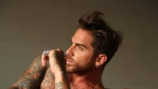 Δώρος Παναγίδης | Ο πρώην παίκτης του POL ποζάρει με την κούκλα κόρη του