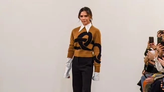 Victoria Beckham | Δεν θα πιστέψεις τι έκανε στο fashion show της