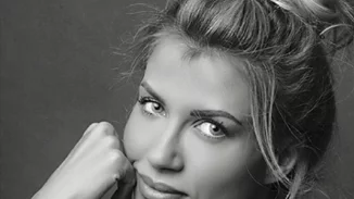 Σάντυ Κουτσοσταμάτη | Στην πολιτική η πιο όμορφη ψυχολόγος της Ελλάδας