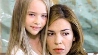 Αναστασία Τσιλιμπίου | Η ανατρεπτική εμφάνιση της 21χρονης σήμερα ηθοποιού σε video clip του Άρη Μακρή