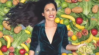 Ελένη Ψυχούλη | Με ανανεωμένη εμφάνιση στην εκπομπή της Ναταλίας Γερμανού