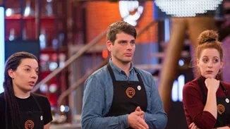 MasterChef highlights| Η ομαδική δοκιμασία έφερε πάλι μυστικά στην επιφάνεια και η ιστορία για το ατύχημα παίκτη που του άλλαξε τη ζωή
