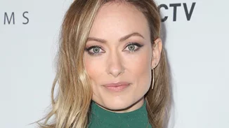 Olivia Wilde | Η εντυπωσιακή εμφάνιση με ένα (τόσο) απλό φόρεμα