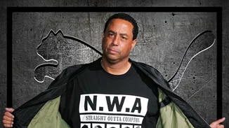 Ο dj Yella στο κατάστημα PUMA στο Κολωνάκι