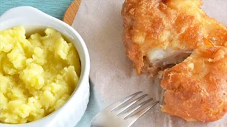 Μπακαλιάρος σκορδαλιά από την Ελένη Ψυχούλη | Η συνταγή για μπακαλιάρο με κουρκούτι και η εύκολη σκορδαλιά