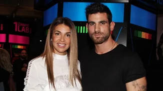 Ετεοκλής Παύλου | Η φωτογραφία που κρατάει τρυφερά την κοιλιά της Ελένης Χατζίδου μετά τις φήμες περί εγκυμοσύνης