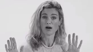 The Models | Αυτή η σειρά είναι ότι πιο εθιστικό κυκλοφορεί στο Youtube