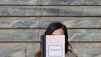 Πώς θα γίνεις η τέλεια διευθύντρια με τέσσερα απλά βήματα