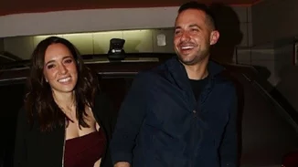 Καλομοίρα | Δες τι φόρεσε για να βγει βράδυ με τον σύζυγό της