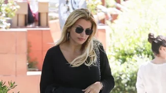 Κωνσταντίνα Σπυροπούλου | Σπάνια δημόσια εμφάνιση με τους γονείς της!