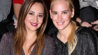 Seeing Double | Η Κλέλια και η Άννη Πανταζή φωτογραφίζονται στο Instagram επιδείκνυοντας τις φουσκωμένες κοιλίτσες τους