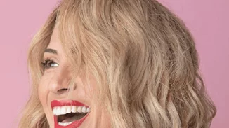 Τέλος το ξανθό για την Μαρία Ηλιάκη | Μόλις άλλαξε χρώμα στα μαλλιά της μετά από πάρα πολλά χρόνια. Τι μας αποκάλυψε (pic)